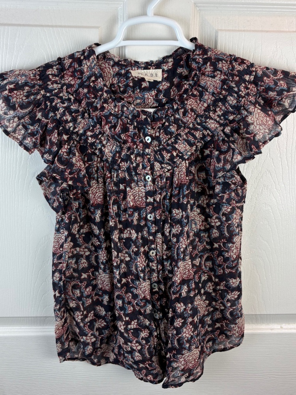 M.A.B.E. Seren Flutter Short Sleeve Button Front Floral Top